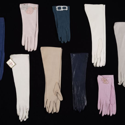Nine pairs of gloves by Vera Vogue